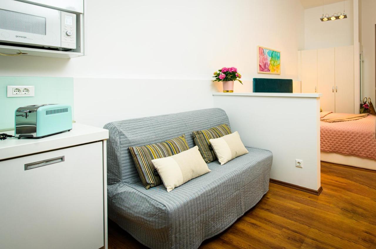 Lavica Bellevue Apartments & Studios Podstrana Kültér fotó