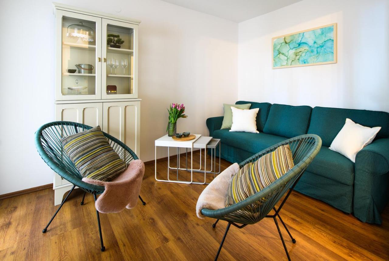 Lavica Bellevue Apartments & Studios Podstrana Kültér fotó
